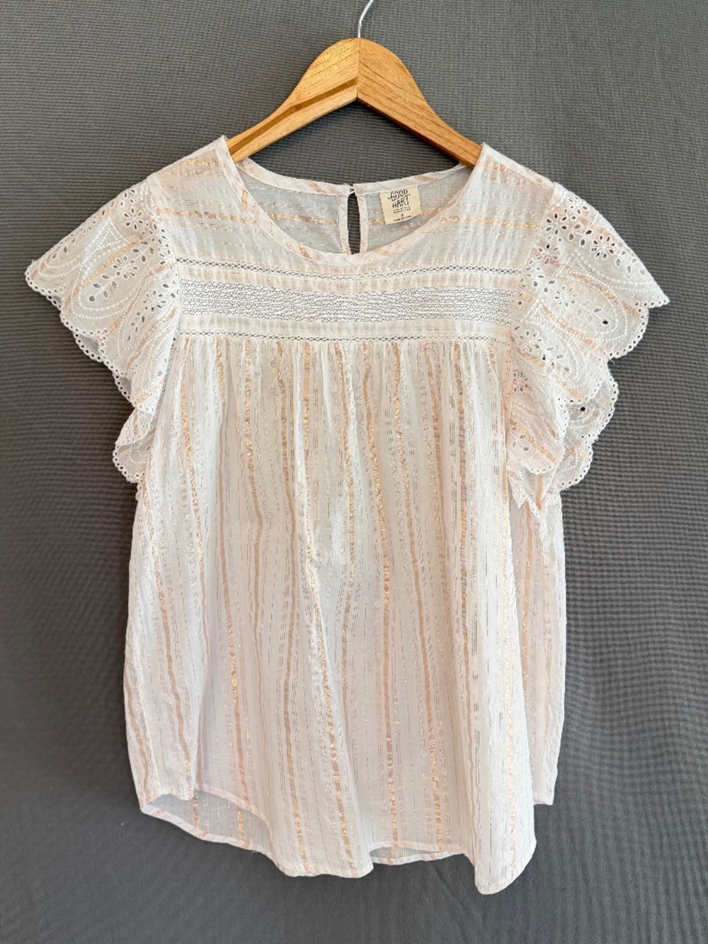 GOOD HART by Matilda Jane Women’s Small White & Bronze Flutter Sleeve Top